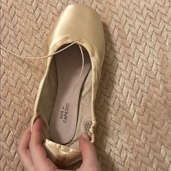 Capezio Ava’s Size 10.5 brand new shoes - Picture 4 of 7